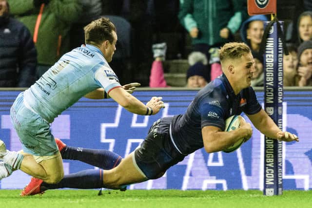 Duhan van der Merwe scores the winning try for Edinburgh against Glasgow at Murrayfield last year.