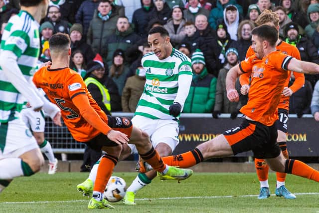 Celtic substitute Adam Idah drags a shot wide during the 0-0 draw at Dundee United. (Photo by Alan Harvey / SNS Group)