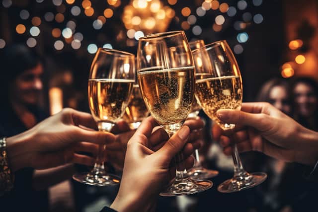 What time are pubs allowed to open on New Year's Eve - including Wetherspoons, Greene King and more (Photo: Oleksandr Blishch - stock.adobe.com)