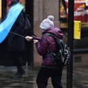 Strong winds causing problems for pedestrians in Glasgow on Monday