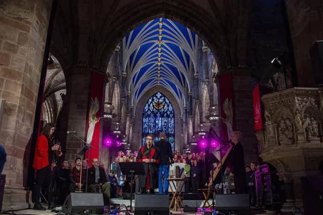 Karine Polwart and the Come Away In choir at St Giles Cathedral