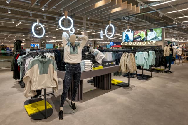 Overall sales topped £4.06 billion, just under two-thirds of which came from its food division, which saw its biggest ever trading day during the period.