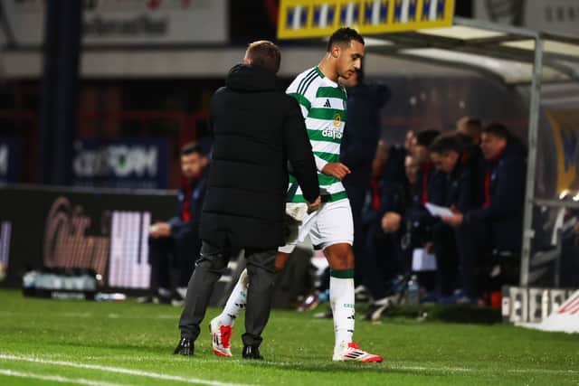 Celtic's Adam Idah with manager Brendan Rodgers after being substituted against Dundee. (Photo by Craig Williamson / SNS Group)