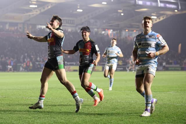 Cadan Murley of Harlequins celebrates scoring his team's third try against Glasgow Warriors.