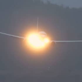 Ryanair flight experiences windy landing at Edinburgh Airport during Storm Éowyn.