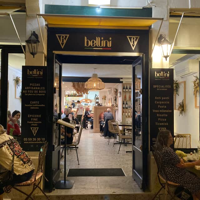 Bellini, an Italian resetaurant popular with locals in Saint-Jean-de-Luz