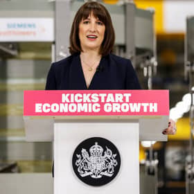 Chancellor Rachel Reeves gives a speech on economic growth at Siemens Healthineers, in Eynsham, Oxford