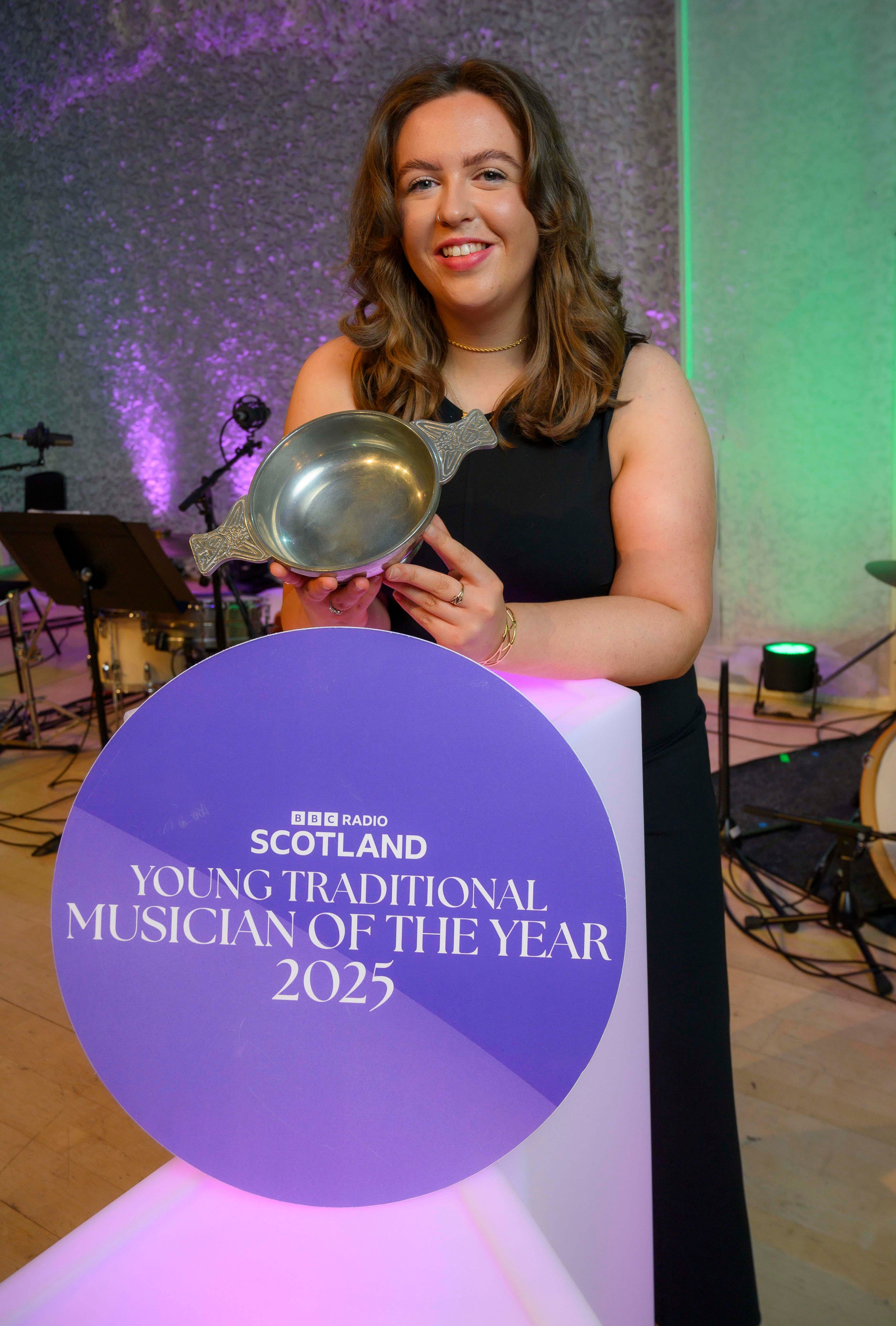 Singer Ellie Beaton is crowned Scotland's new traditional music star