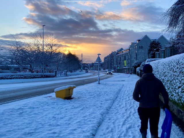 New findings on the links between Scotland's low winter sun and falling Vitamin D levels have been made using a 400-year-old strand of hair.