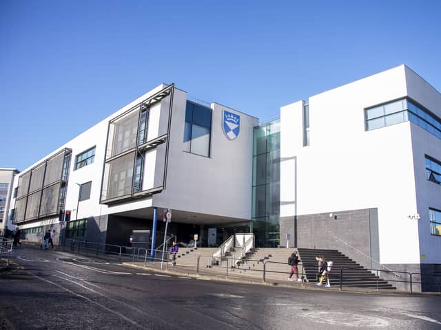 The University of Dundee