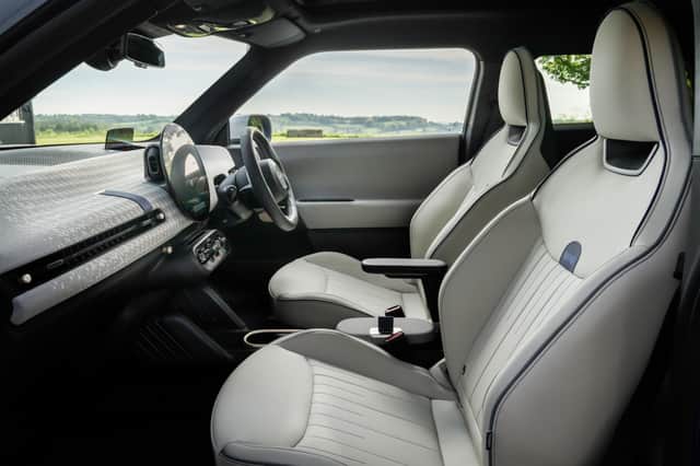 Mini Cooper Electric interior