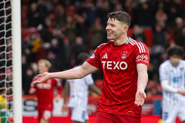 Kevin Nisbet got on the scoresheet for Aberdeen against Dunfermline.