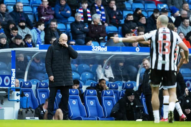 Rangers manager Philippe Clement on the touchline during the 2-0 defeat to St Mirren at Ibrox.  (Photo by Alan Harvey / SNS Group)