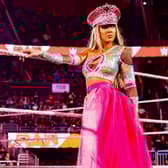 WWE US Women's Champion, Chelsea Green, faces a mystery opponent on tonight's episode of WWE Smackdown.