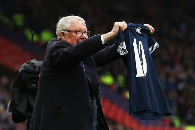 Former Manchester United manager Sir Alex Ferguson pays tribute to the late Denis Law.