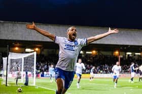 Cyriel Dessers celebrates after putting Rangers 4-3 ahead against Dundee. (Photo by Ross Parker / SNS Group)