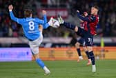 Scott McTominay of Napoli competes for the ball against Sam Beukema of Bologna. (Photo by Alessandro Sabattini/Getty Images)