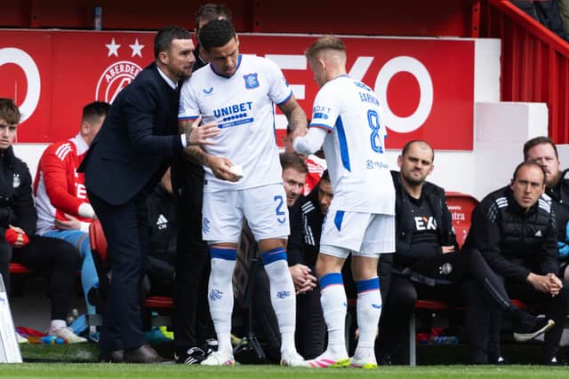 Rangers interim boss Barry Ferguson issues instructions during the 2-2 draw with Aberdeen.