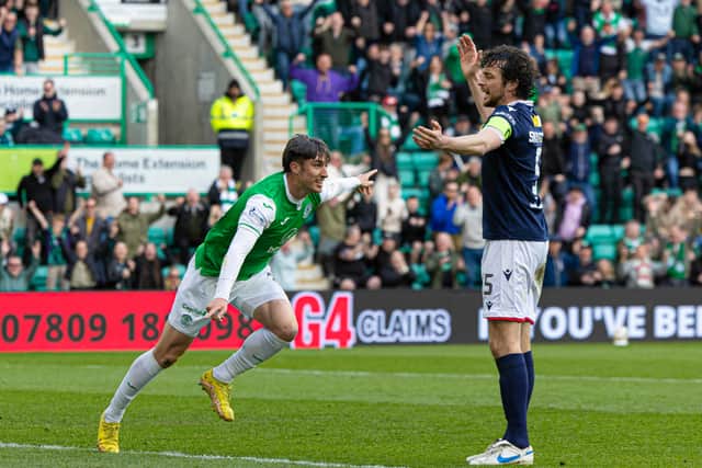 Kieron Bowie scored twice as Hibs defeated Dundee 4-0.