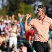 Justin Rose reacts after holing a birdie putt at the 18th hole in the final round of the 2025 Masters Tournament at Augusta National Golf Club 
