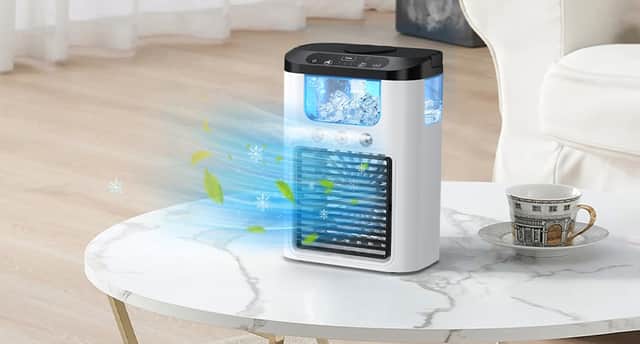 The cooling unit sprays a mist towards you, giving you relief from the heat