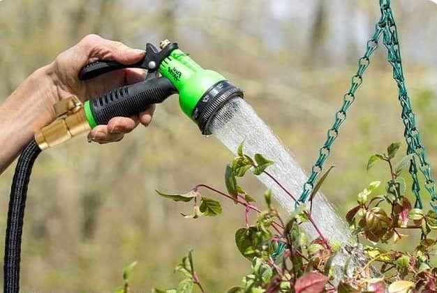 It even comes with a spray gun