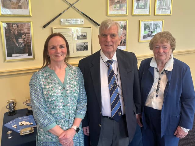 Iain Valentine, Jessie’s son, is flanked by Blairgowrie Ladies’ captain Margaret Marshall, left, and Dr Eve Soulsby