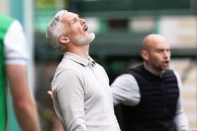 Dundee Utd manager Jim Goodwin during the 3-1 defeat to Hibs at Easter Road. (Photo by Alan Harvey / SNS Group)