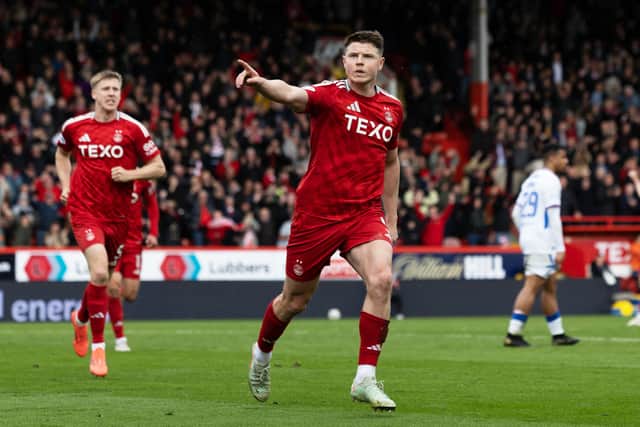 Can Kevin Nisbet keep up his impressive scoring streak for Aberdeen by bagging at Ibrox?