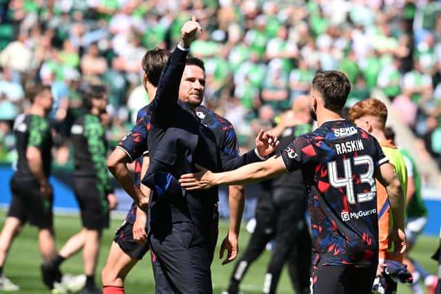 Rangers interim head coach Barry Ferguson and Nicolas Raskin at full-time after the 2-2 draw with Hibs at Easter Road. (Photo by Rob Casey / SNS Group)