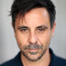 Edinburgh actor Emun Elliott stars in Neil Forsyth's hit BBC drama, The Gold, now returning for a second season