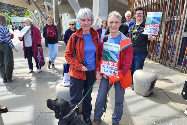 Sisters Kit and Janet Lawson with dog Jess.