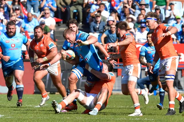 Bulls' Cameron Hanekom barges through the Edinburgh defence.