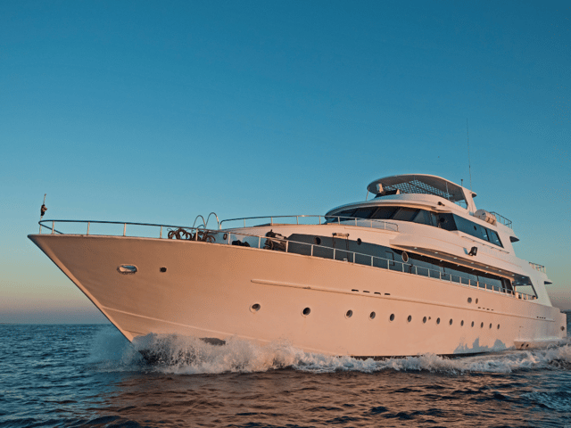 Will you sail away into the suinset if you win Euromillions tonight?