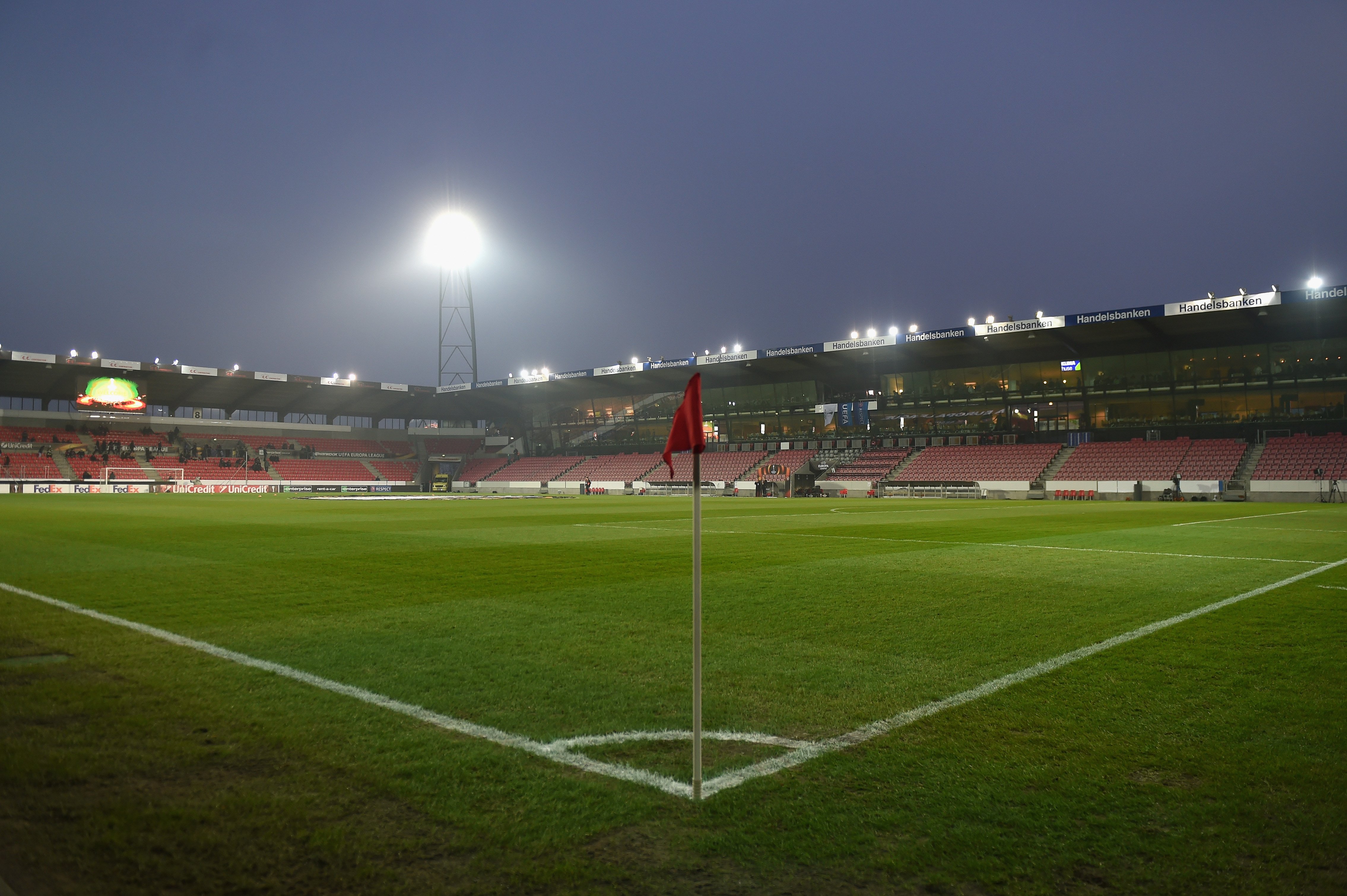 Against All Odds! Hibs' Denmark Draw Fuels Easter Road Frenzy! - jk8kmqq