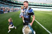 Finn Russell enjoys Bath's Premiership final win over Leicester with his daughters.