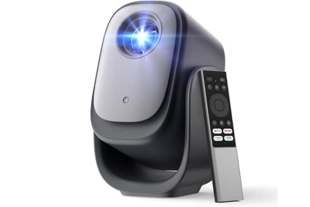 Its compact remote control makes it very easy to use - but the AI setup is the real highlight