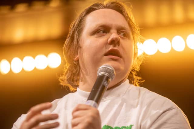  Lewis Capaldi.