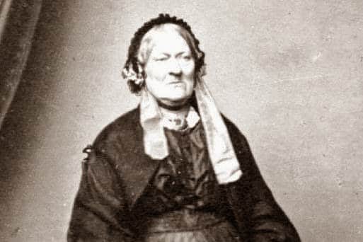 Lily Maxwell
