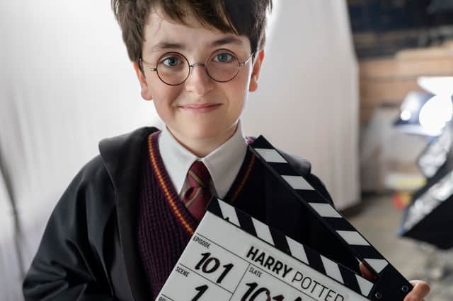 The first picture of the new Harry Potter actor in costume has been revealed. 