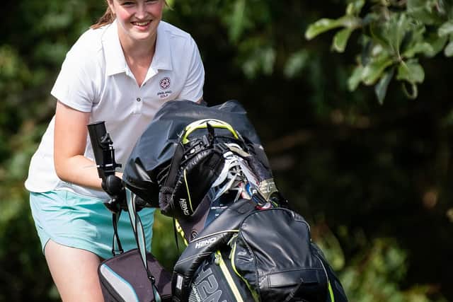 Lottie Woad is turning pro as the World Amateur Golf Ranking No 1 