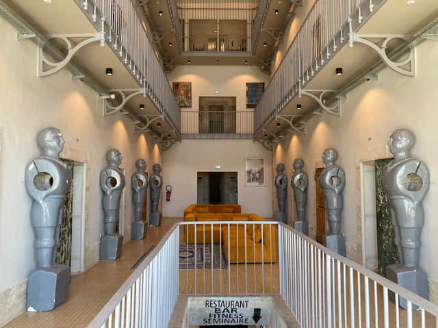 Hôtel La Prison, Béziers is filled with art.