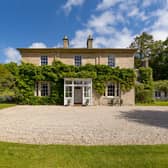 Located just a short walk from Melrose, Allerly House is a listed Georgian property with 6 bedrooms. 