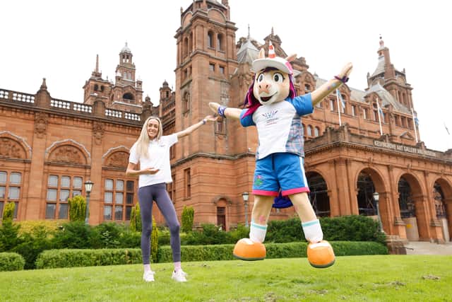 Eilish McColgan with Finnie, the mascot for the Glasgow 2026 Commonwealth Games.