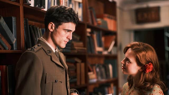 Dorrigo Evans (Jacob Elordi) and Amy Mulvaney (Odessa Young) in The Narrow Road to the Deep North