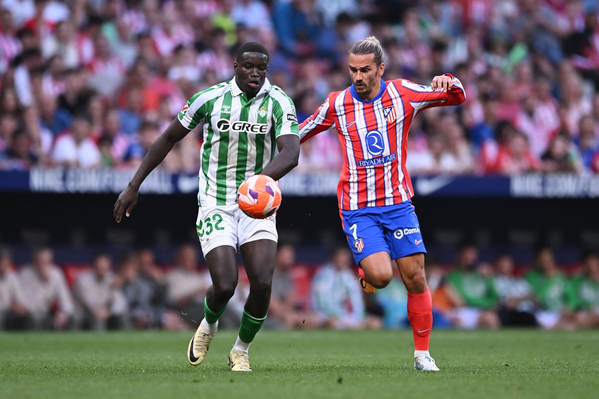 Rangers eye La Liga ace and 39-cap Arsenal man as Celtic told to 'raise' bid for Serie A star - transfer news