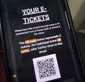 QR codes are slowing down Fringe queues.