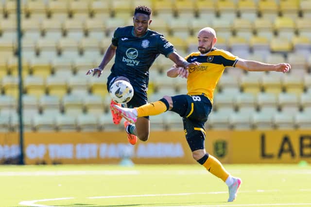 Miguel Chaiwa made his Hibs debut.