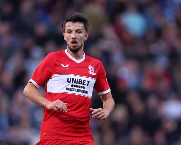 Hibs have signed midfielder Dan Barlaser on a season-long loan from Middlesbrough.