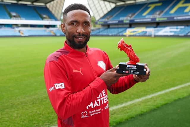 Former England stars Jermain Defoe unveils the new Sky Bet x British Heart Foundation ‘Red Boot’ trophy – set to be awarded to the EFL’s top scorer this season, with every goal raising £50,000 to fund lifesaving CPR training and CureHeart research.